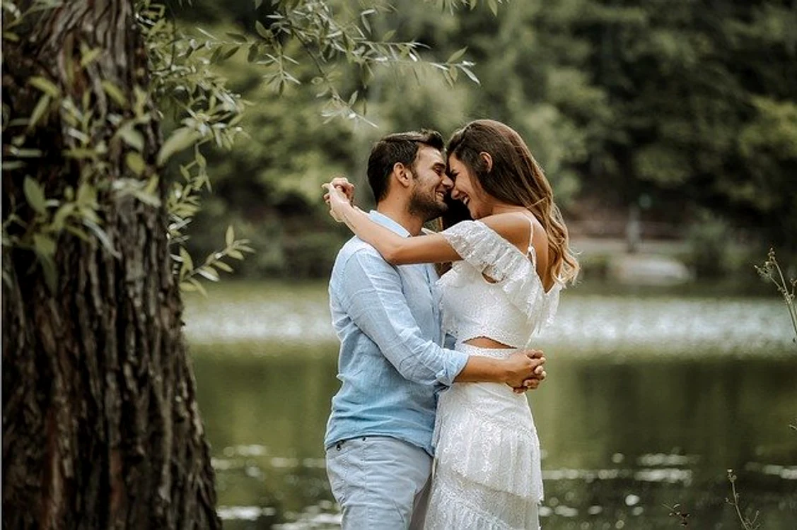 
    Un bărbat nu se căsătoreşte cu o femeie care îl aşază pe un piedestalFoto: pixabay.com  