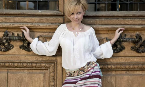 kinga the one small 02 jpeg