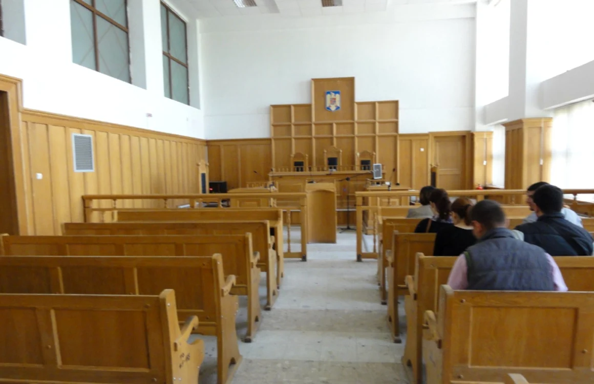 În sala de judecată nu vor mai intra decât părţile implicate în dosare care constituie urgenţă FOTO: arhiva