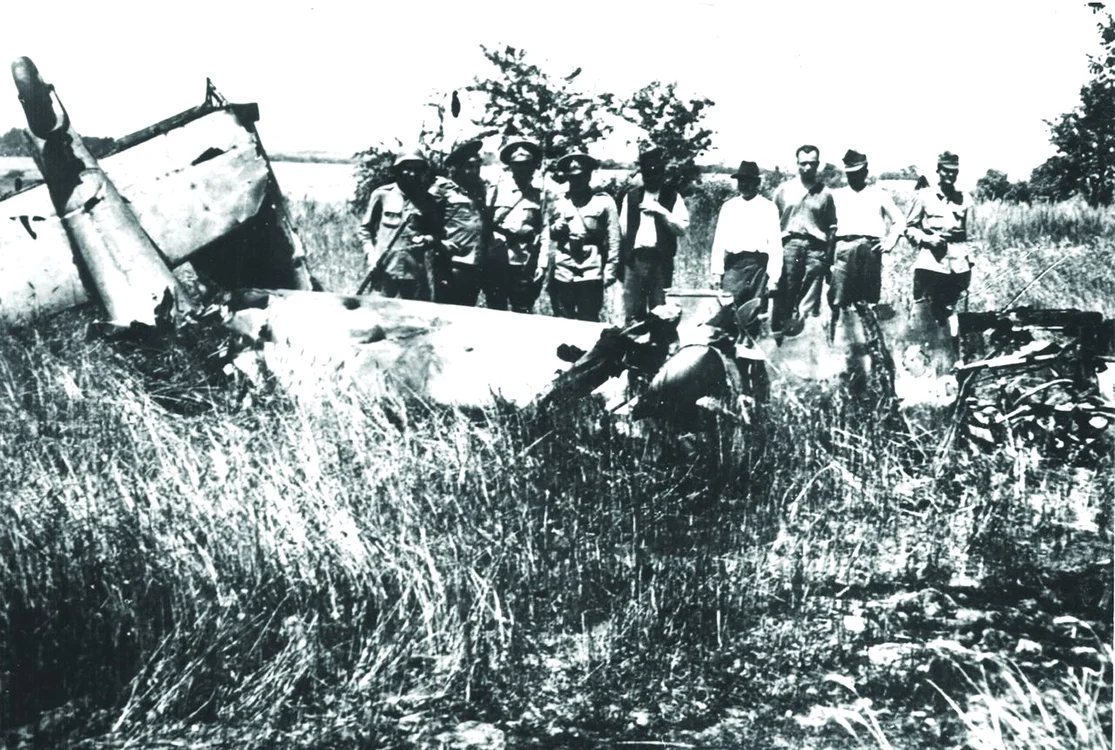 Avion german Messerschmitt Bf-110 doborât lângă București