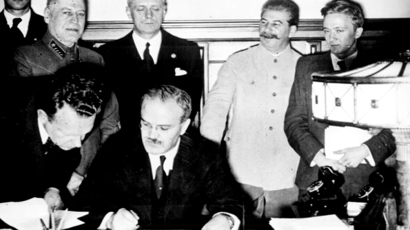 Rusia a publicat protocolul secret al Pactului Ribbentrop Molotov, la 80 de ani de la semnare jpeg