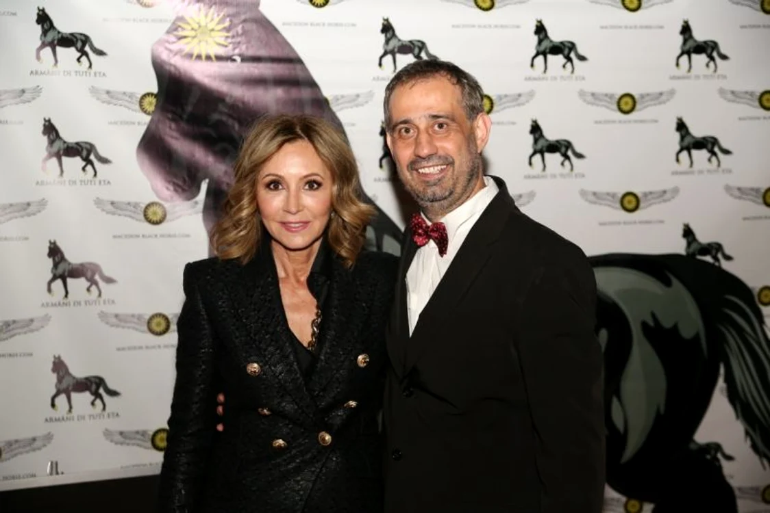 
    Anastasia Soare  