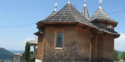 Bistriţa: Mănăstirile îşi aşteaptă pelerinii de Sfânta Maria