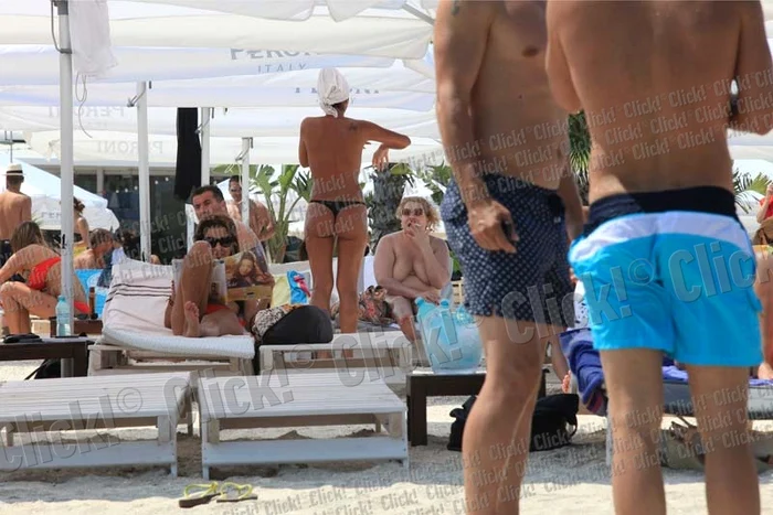 Viorica de la Clejani, topless la Mamaia