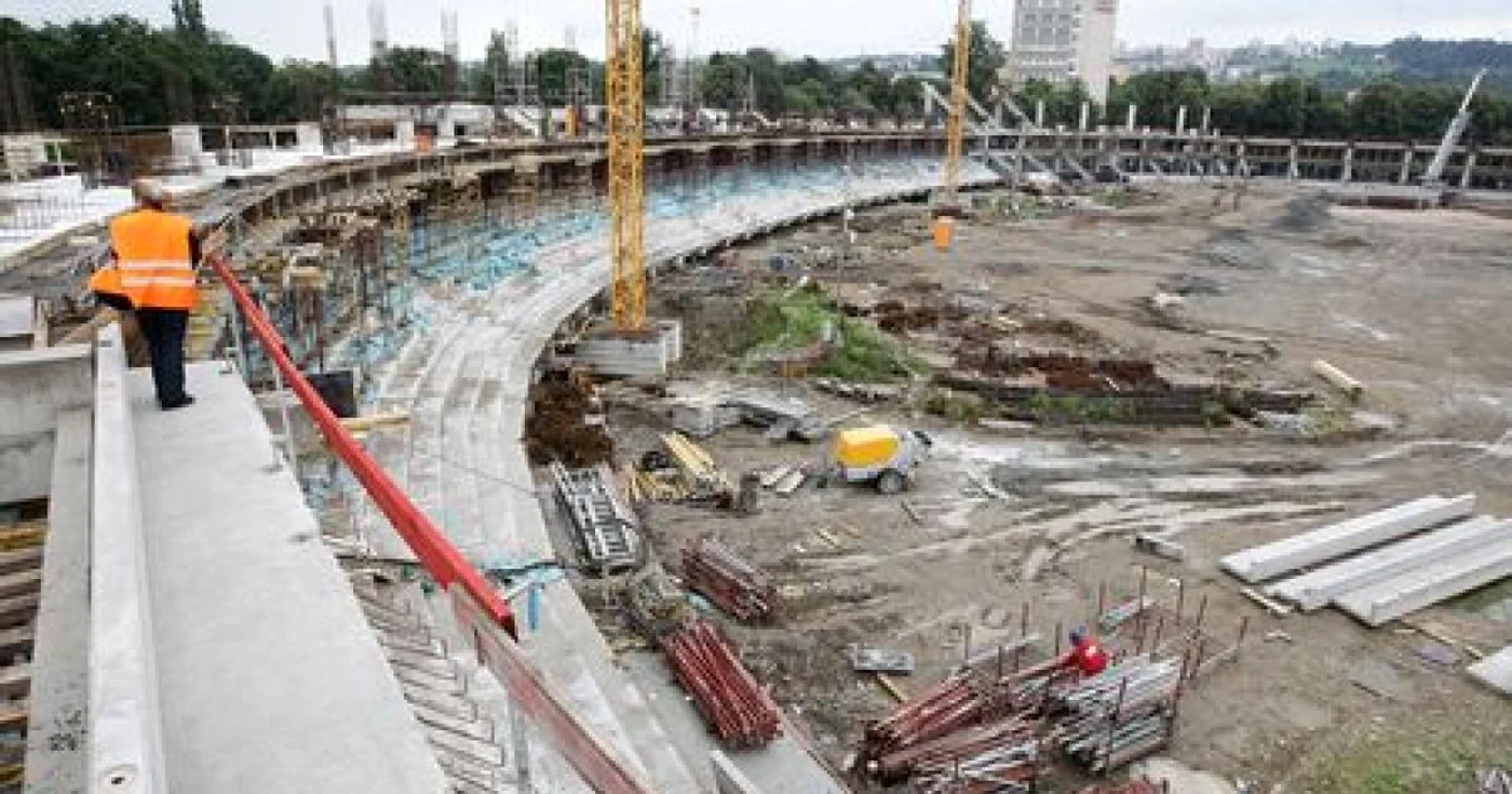 Lucrările la noul Stadion Municipal sunt în toi