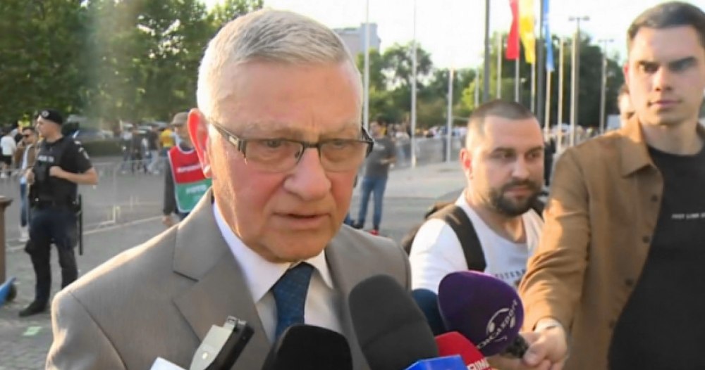 Cum arată Mircea Sandu după numeroasele bătălii cu cancerul. Fostul șef al FRF, invitat de onoare