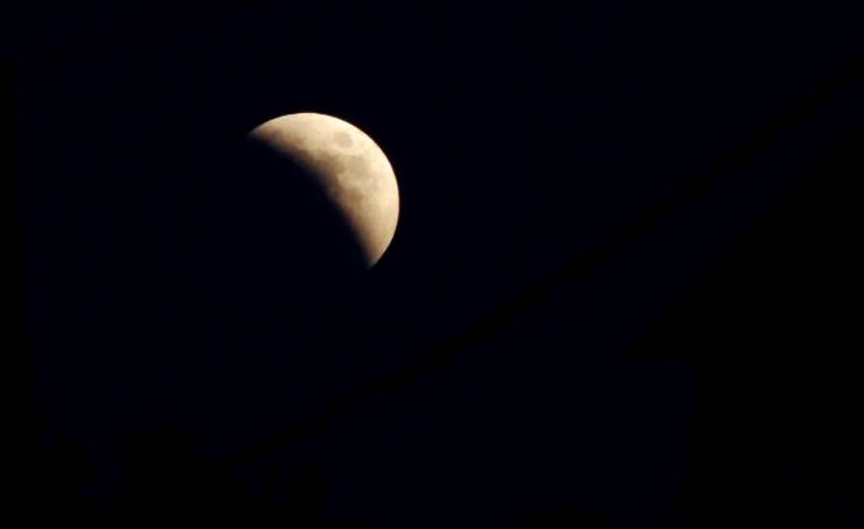 Eclipsă de lună (foto ADEVARUL)