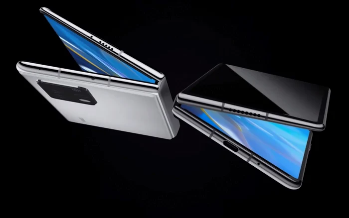 Huawei Mate X2, smartphone pliabil.