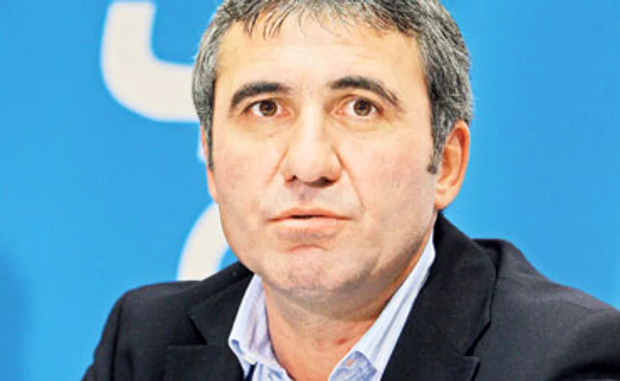 «Regele» i-a făcut din nou praf pe federali