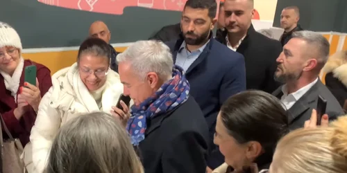 Calin Georgescu, pazit captura Foto FB png