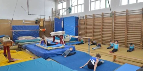 brasov metropoliltan sala de sport jpg