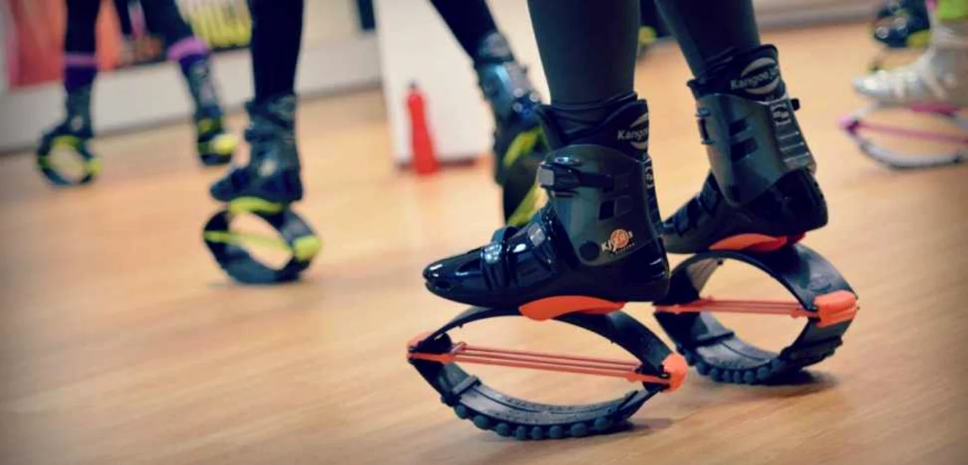 Kangoo Jumps, sportul care atrage tot mai mulţi adepţi în România                    FOTO: Adevărul