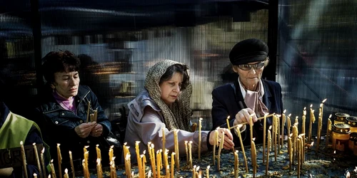 biserica foto Mugur Varzariu