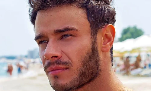 Dima Trofim sexy sala Ultimul Trib (1) jpeg