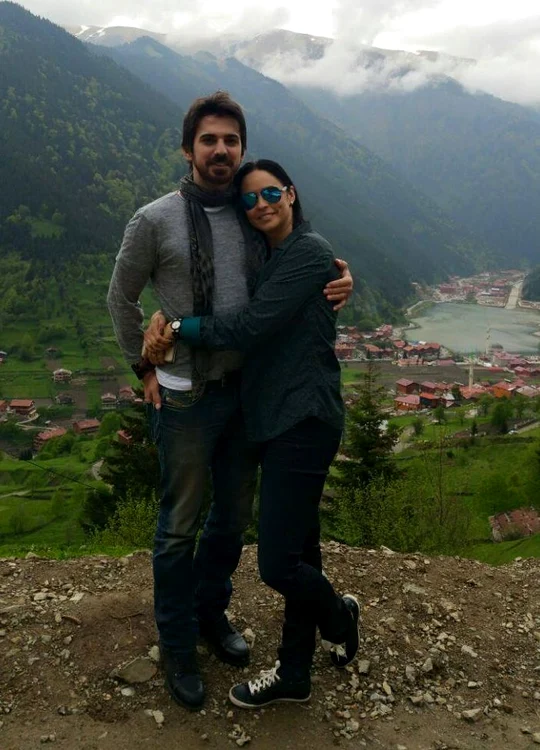 
    Andreea Marin şi Tuncay Ozturk s-au răsfăţat în Turciafoto: arhiva personală  