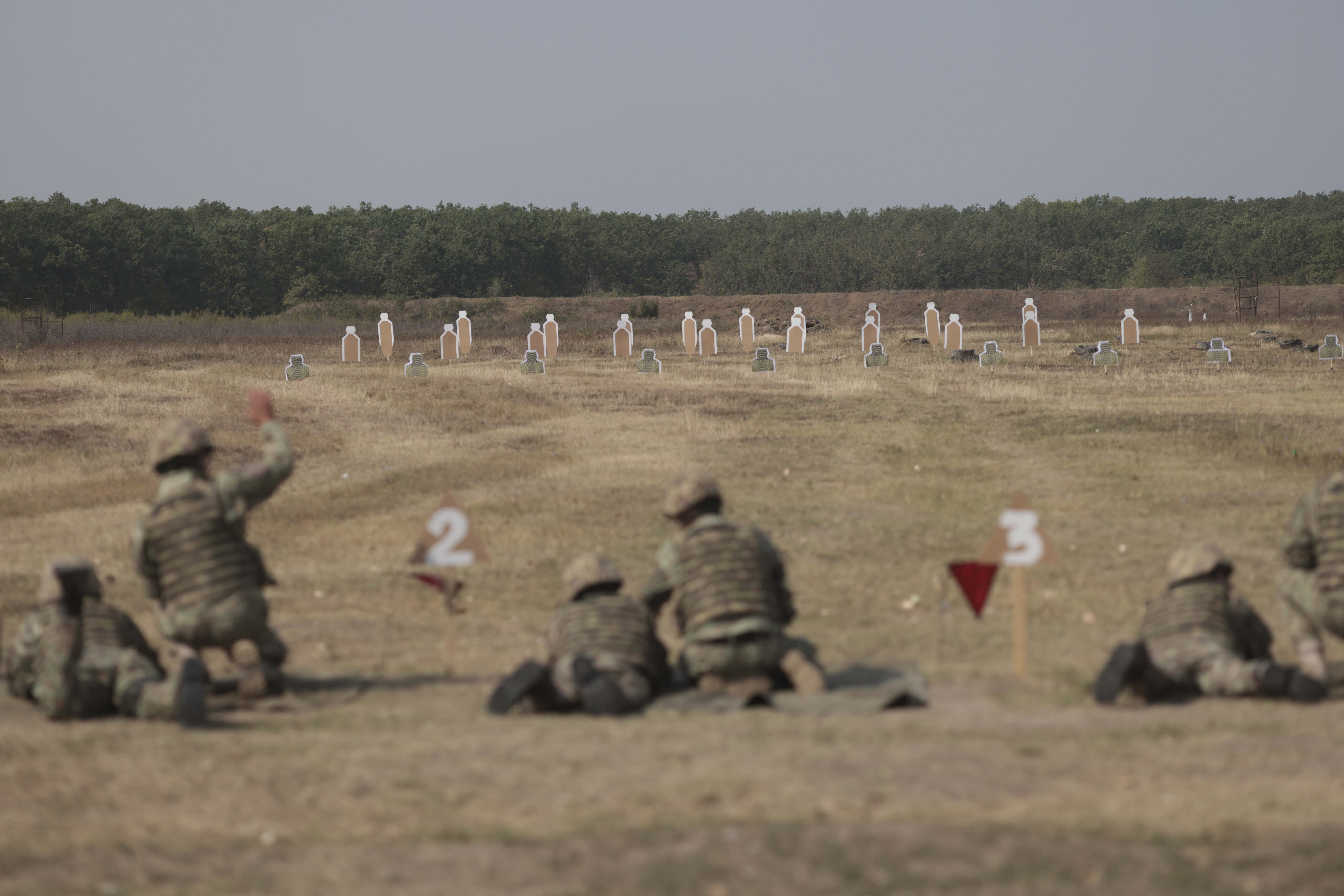 Antrenament cu rezerviștii din Prahova și Dâmbovița în cadrul exercițiului militar MOBEX PH DB 24, la poligonul Coada Izvorului, Prahova. FOTO Inquam Photos / George Călin