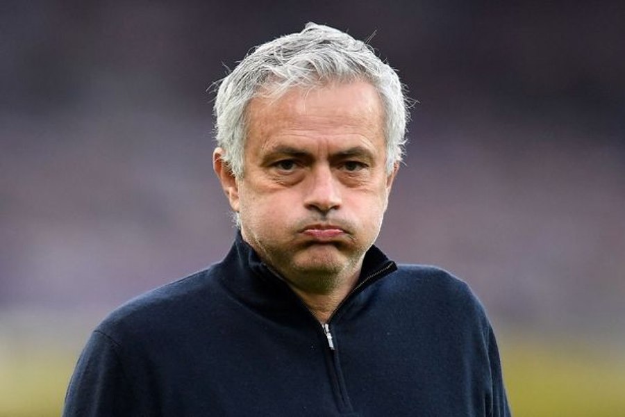 Italia, zguduită: Mourinho, dat afară de la AS Roma! Explicația unei decizii care face înconjurul lumii