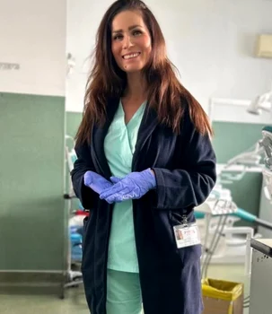 Daniela Ploia face școala de asistenți medicali foto: Facebook  