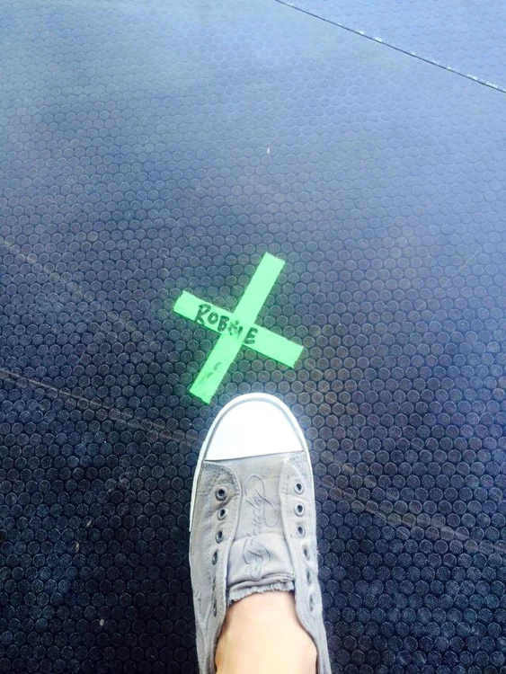 Concert Robbie Williams la Bucureşti: Răzvan Munteanu, soţul Deliei, a fost la probele de sunet ale artistei