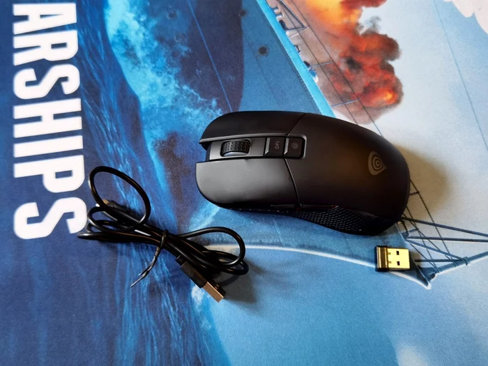 Mouse de gaming Genesis Zircon 330. FOTO Adrian Pogîngeanu