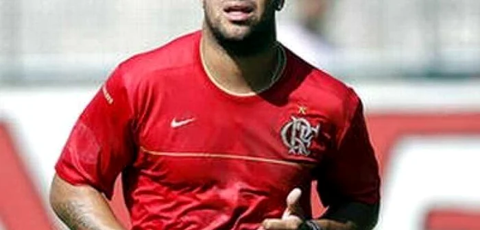 FOTBAL: Adriano a înscris la primul său meci pentru Flamengo