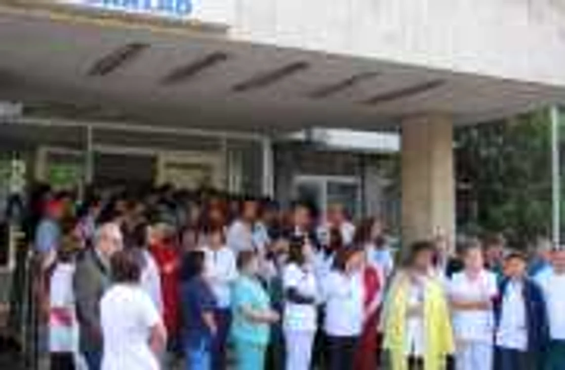 Spitalul în care medicii au făcut grevă spontană primeşte de la CL Bârlad mai puţini bani decât pentru o parcare