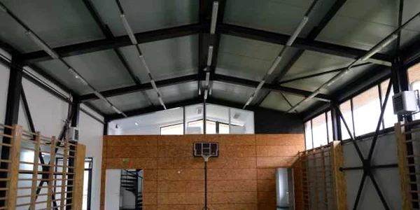 Sala va avea teren de baschet şi handbal