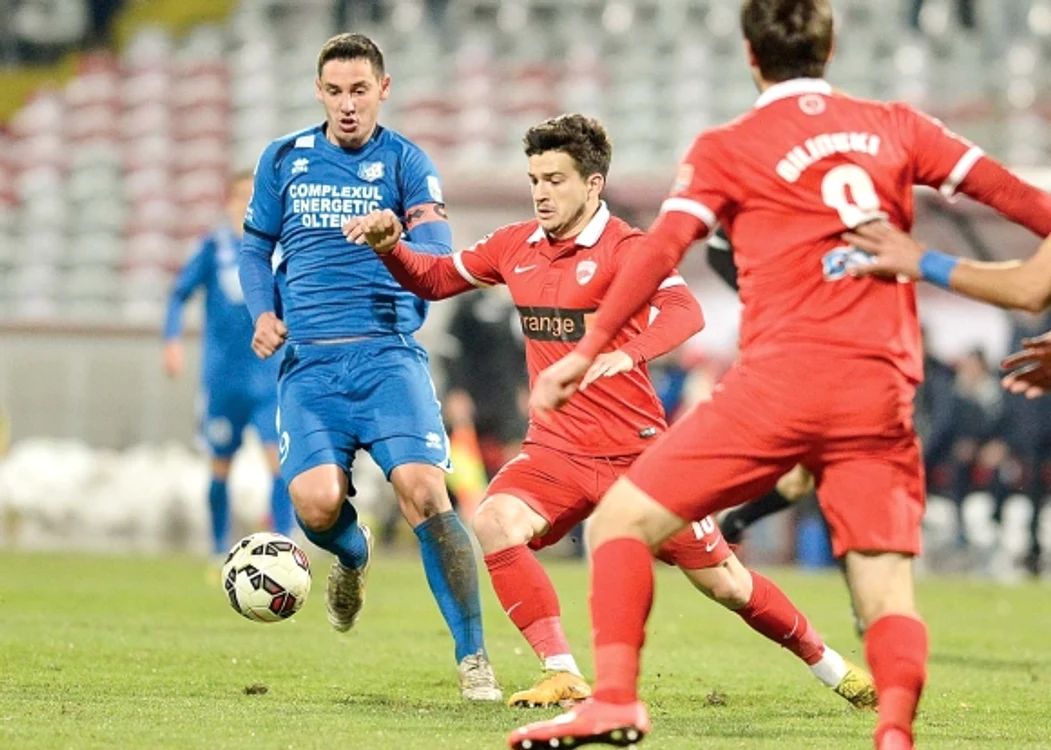 
    Dinamo şi Pandurii se întâlnesc în optimile Cupei Ligiifoto: Click  