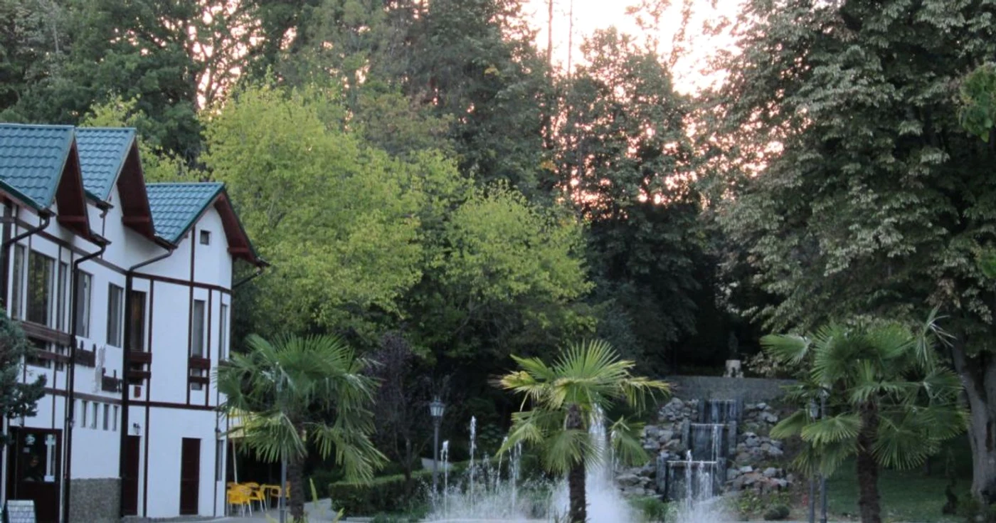 Turiştii vor plăti cu 30 % mai puţin dacă se tratează în Govora. Foto Adevărul