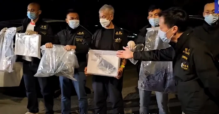 Poliția prezintă resturile descoperite  FOTO Captură video