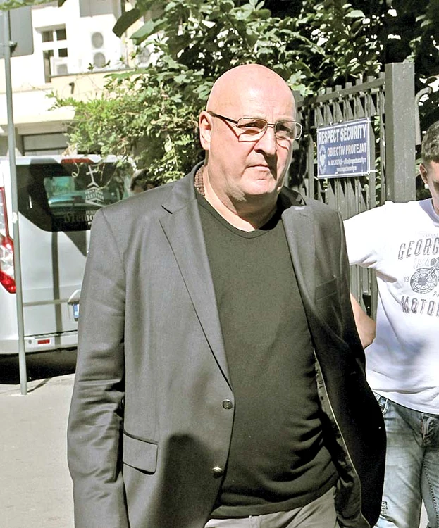 Lui Bebe Cotimanis i-a pierit  zâmbetul. În ultima vreme,  şi-a condus prea mulţi colegi  pe drumul fără de întoarcere