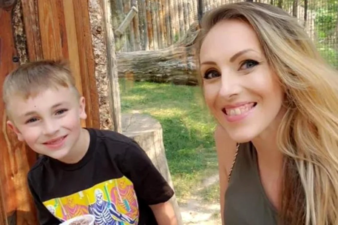  Emily Islas, mama lui Kellan mai are o fetiță de cinci ani Foto: gofundme