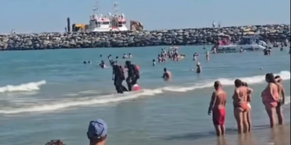 cautari disparut in mare Costinesti captura Facebook jpg