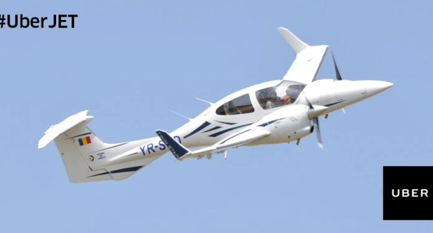 
    Avionul care s-a prăbușit tocmai decolase de pe aeroport și nu a reușit să ia altitudine  