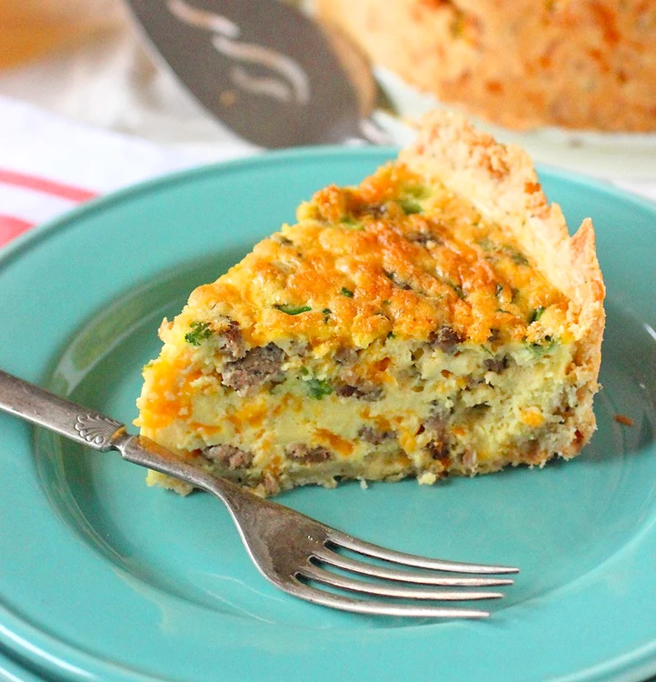 quiche cu carnati jpeg