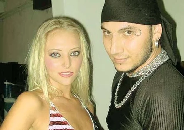 În 2004, Delia nu își făcuse „îmbunătățiri”, dar era tot o bombă sexyFoto: FHM