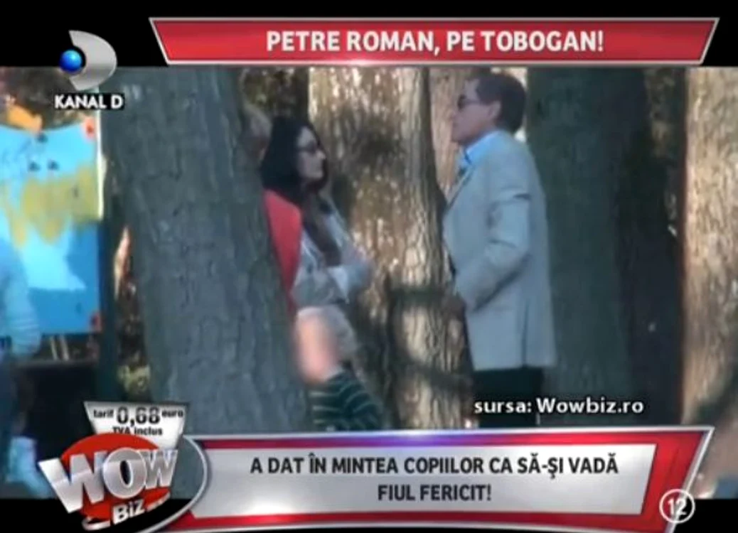 Petre Roman a ieşit în parc cu soţia lui şi fiul lor, Petrus (captură: Kanal D)
