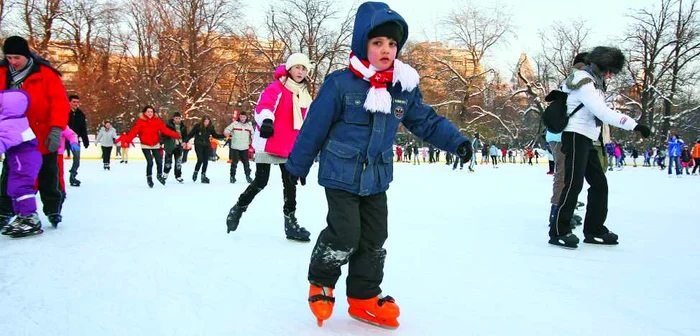 Patinoarul din Cişmigiu va fi deschis de mâine