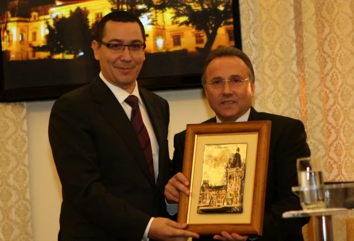 Victor Ponta şi Gheorghe Nichita la Iaşi FOTO Adevărul