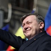 Crin Antonescu și-a depus candidatura la prezidențiale FOTO Inquam / George Călin