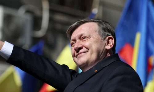 Crin Antonescu și-a depus candidatura la prezidențiale FOTO Inquam / George Călin