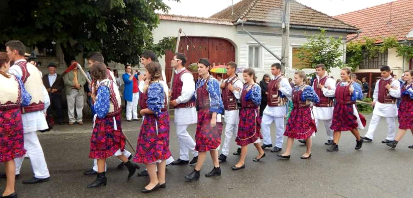 Drăguşul deţine şi titulatura de cel mai frumos sat din România. FOTOArhivă.