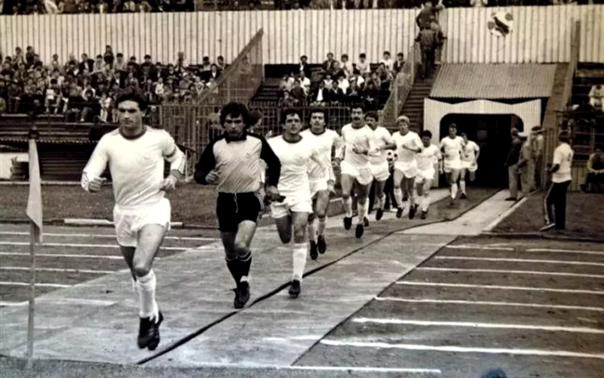 Michael Klein, căpitanul echipei Corvinul Hunedoara. Foto: Aurel Herlea. Wikipedia