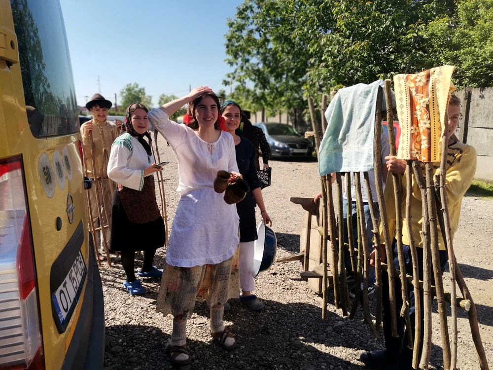Elevii de la Brâncoveni fac teatru de trei ani FOTO: Alina Mitran