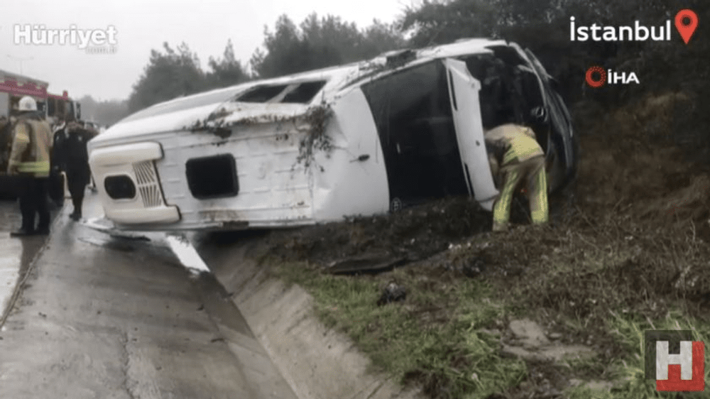 Nouă români, răniți într-un accident auto la Istanbul. Care este starea lor