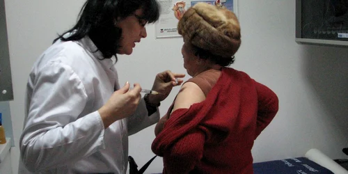 DSP începe imunizarea populaţie peste 2 săptămâni 