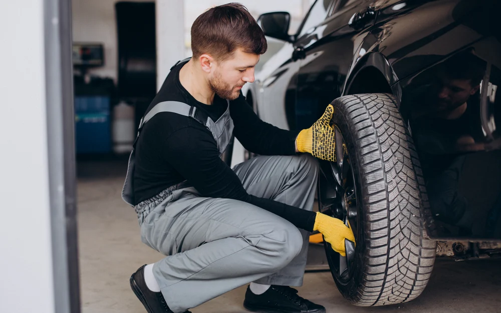 Anvelope all-season sau de iarnă, în sezonul rece? Când trebuie folosite și care sunt mai sigure