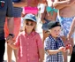 Elton John et son mari David Furnish au Club 55 à Saint Tropez avec leurs enfants Elijah et  Zachary jpeg