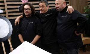 Chefi la cuțite jpg
