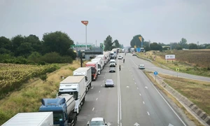 aglomerație vama calafat 21iulie  FOTO FB INFO TRAFIC ROMANIA jpg